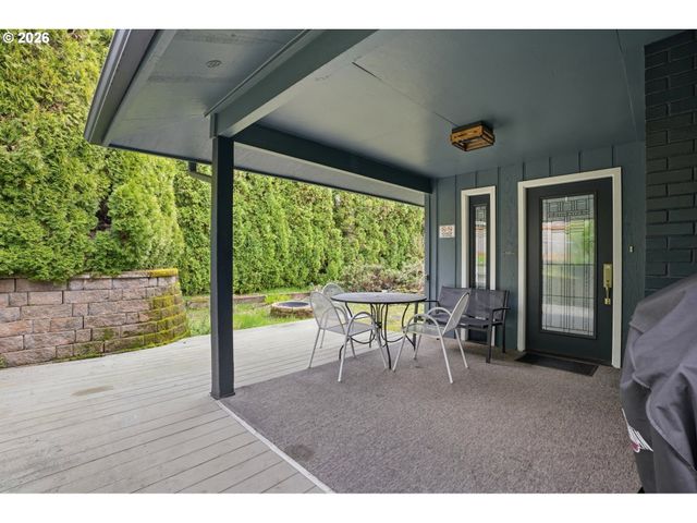 1101 E 33RD Pl, Vancouver, WA 98661