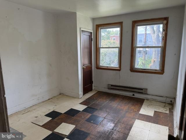 4 BALLMAN CT, Baltimore, MD 21225