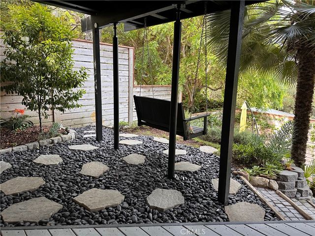 736 Lower Griffith Place, Laguna Beach, CA 92651