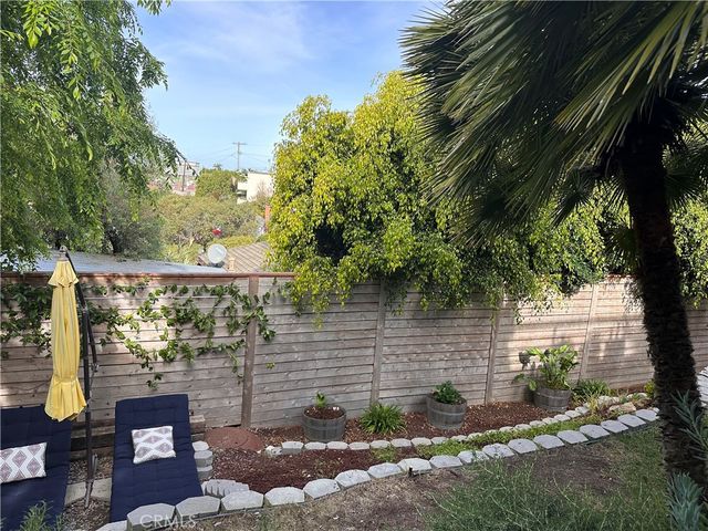 736 Lower Griffith Place, Laguna Beach, CA 92651