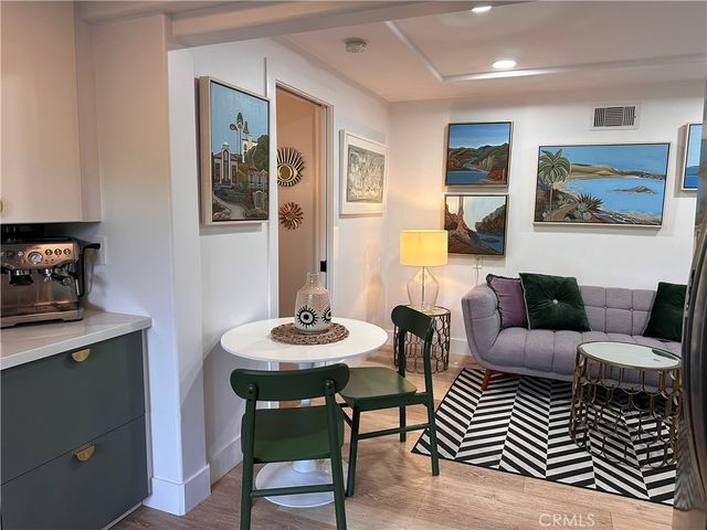 736 Lower Griffith Place, Laguna Beach, CA 92651