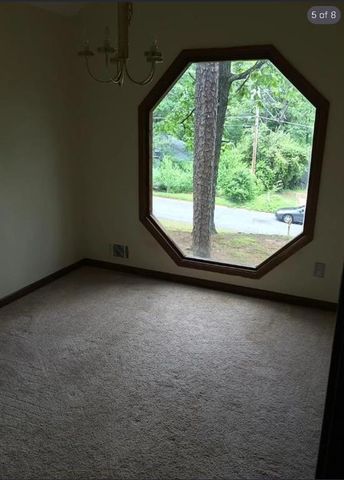 257 Castleair Drive NE, Kennesaw, GA 30144
