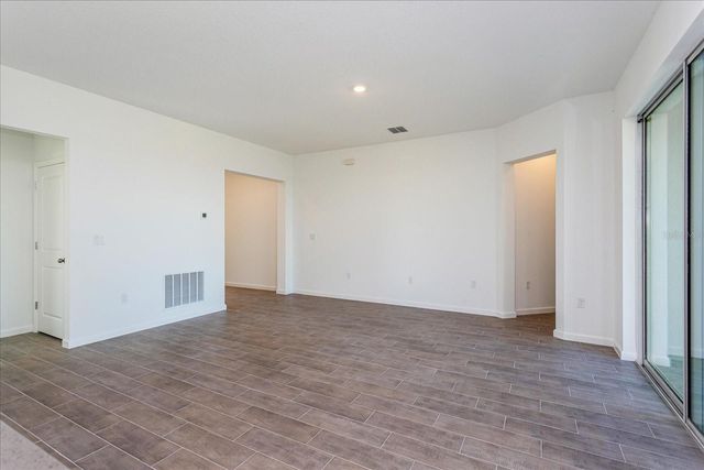 752 SUNSHOWER DRIVE, Lady Lake, FL 32159