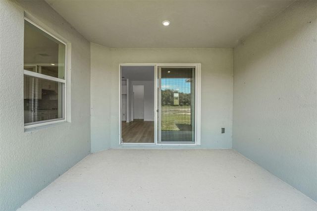 752 SUNSHOWER DRIVE, Lady Lake, FL 32159