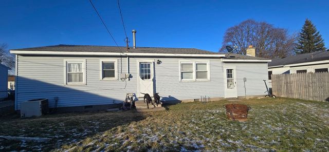 1910 34th Street, Bay City, MI 48708