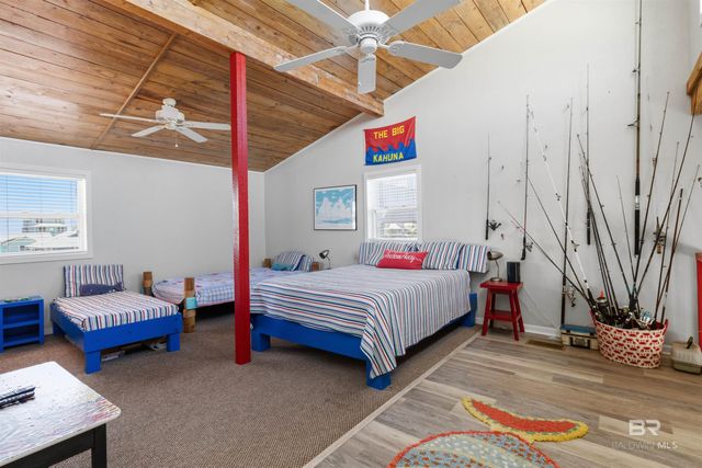 1425 W Lagoon Avenue, Gulf Shores, AL 36542