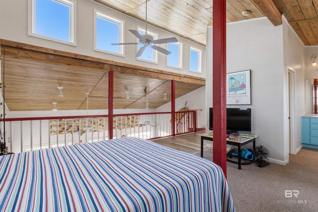 1425 W Lagoon Avenue, Gulf Shores, AL 36542