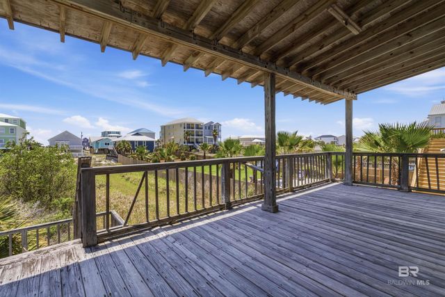 1425 W Lagoon Avenue, Gulf Shores, AL 36542