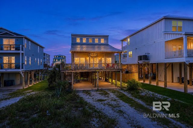 1425 W Lagoon Avenue, Gulf Shores, AL 36542