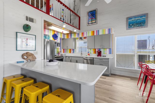 1425 W Lagoon Avenue, Gulf Shores, AL 36542