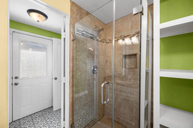 710 E 28th Street, Houston, TX 77009