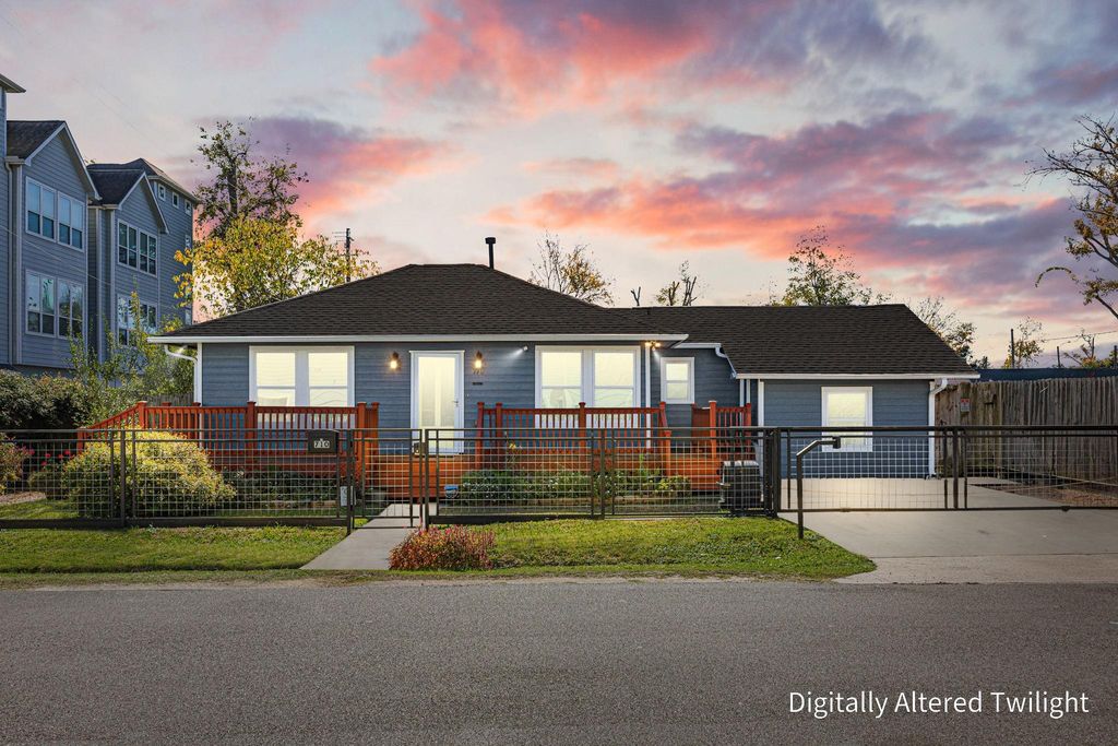 710 E 28th Street, Houston, TX 77009