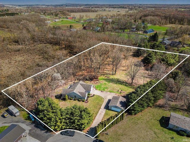 13288 Vistula Drive, Bristol, IN 46507