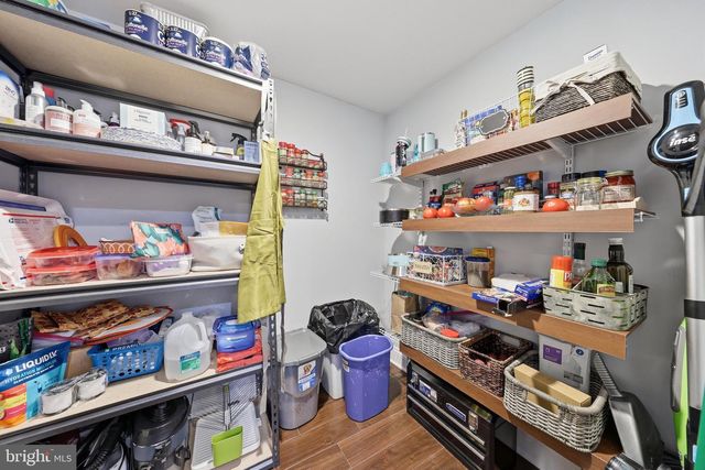 21 MAIN ST, Walkersville, MD 21793