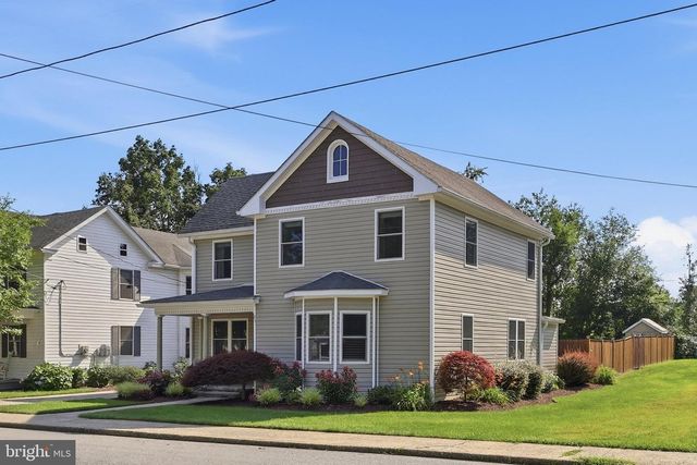 21 MAIN ST, Walkersville, MD 21793
