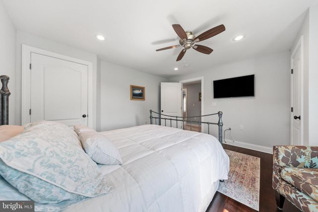 21 MAIN ST, Walkersville, MD 21793