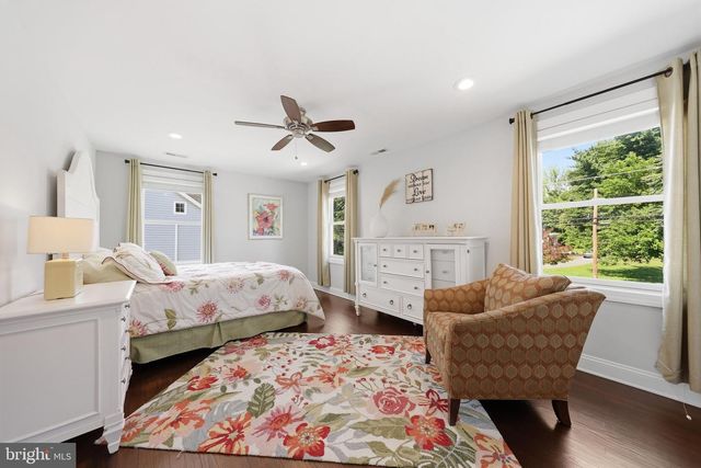 21 MAIN ST, Walkersville, MD 21793