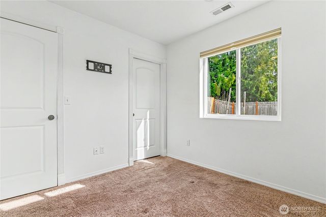 1209 9th Avenue SE, Olympia, WA 98501