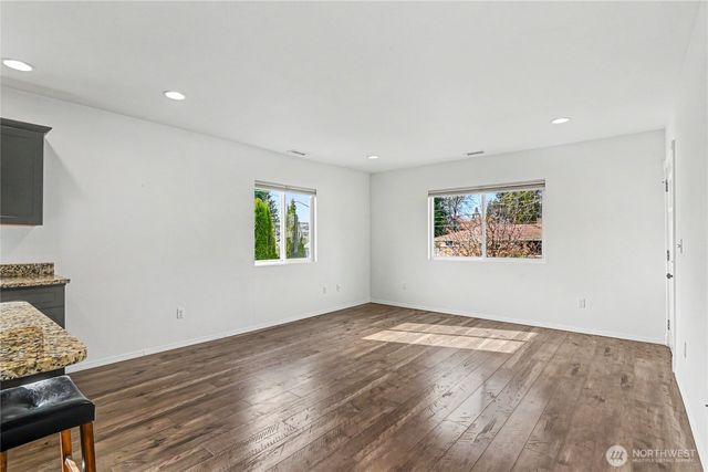 1209 9th Avenue SE, Olympia, WA 98501