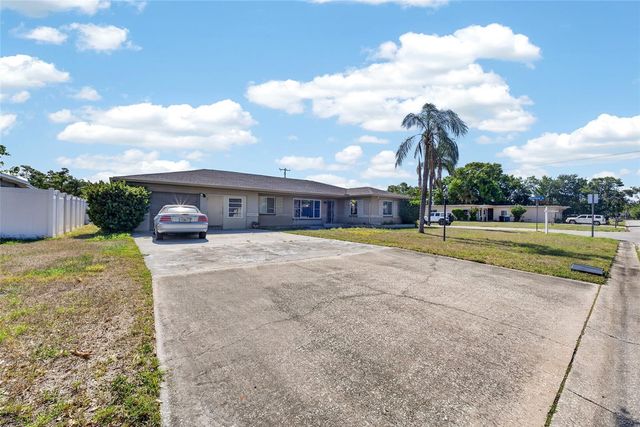 219 S SATURN AVENUE, Clearwater, FL 33755