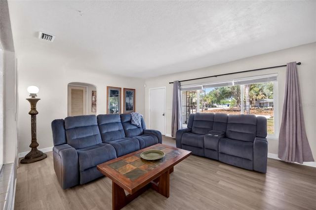 219 S SATURN AVENUE, Clearwater, FL 33755