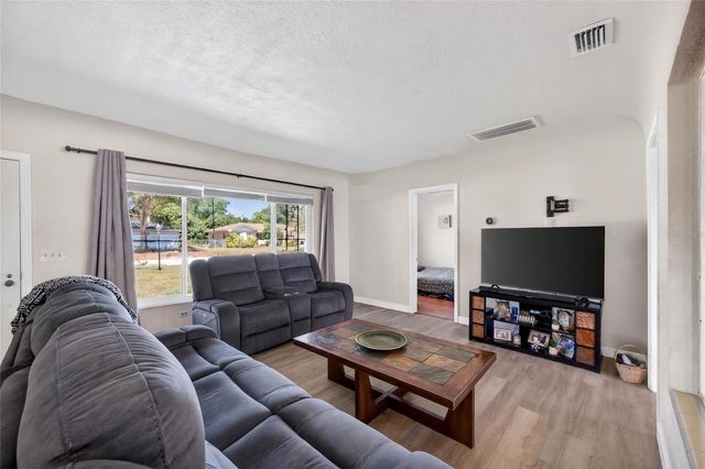 219 S SATURN AVENUE, Clearwater, FL 33755