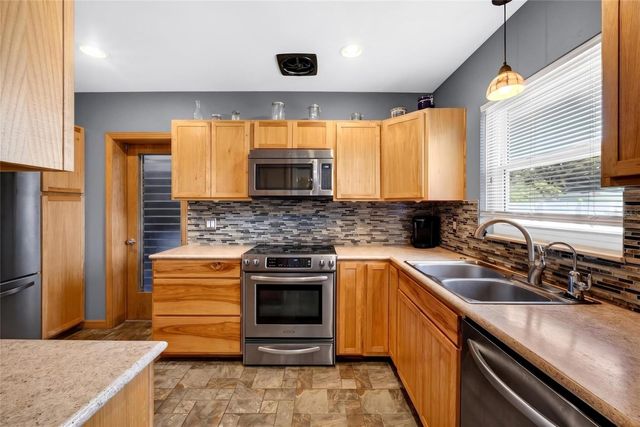 219 S SATURN AVENUE, Clearwater, FL 33755