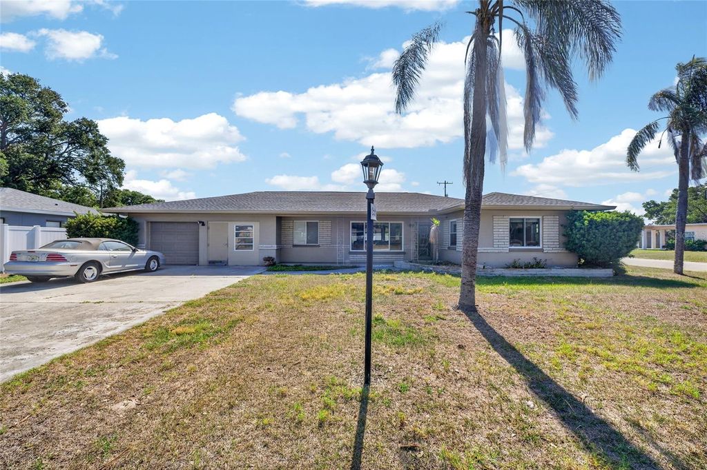 219 S SATURN AVENUE, Clearwater, FL 33755