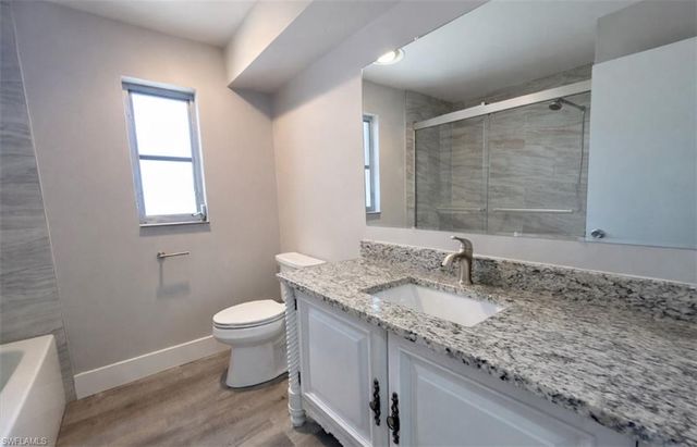 228 SE 43rd TER, Cape Coral, FL 33904