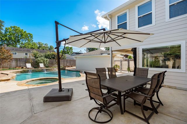 14219 Apple Tree Road, Houston, TX 77079