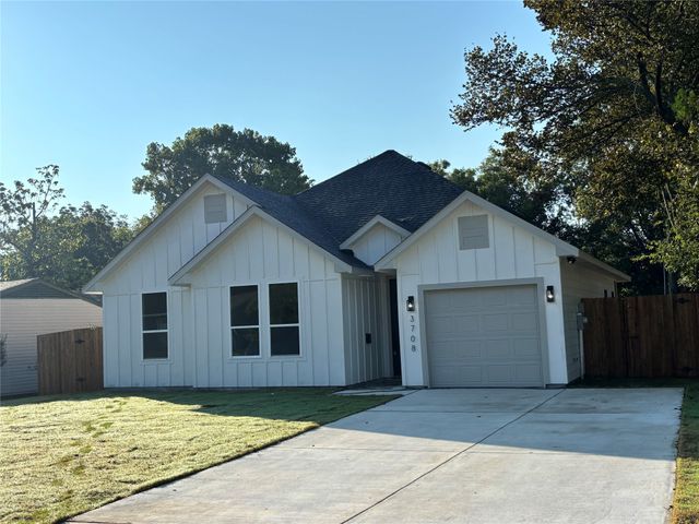 3708 Moonstone Drive, Dallas, TX 75241