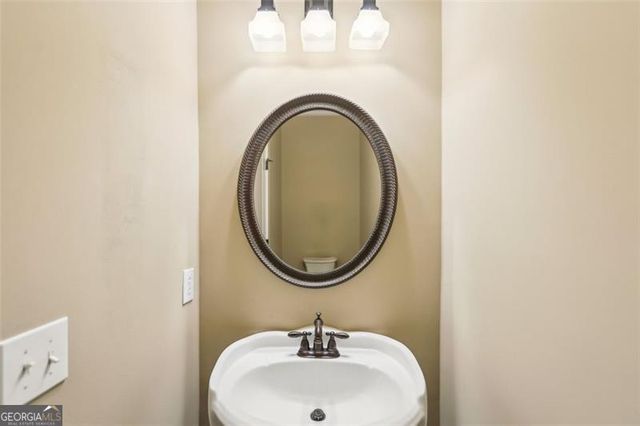 9942 ASHTON OLD Road, Douglasville, GA 30135