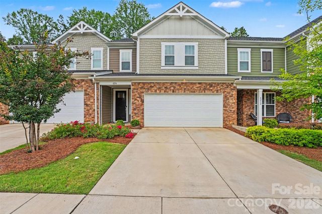 8216 Merryvale Lane, Charlotte, NC 28214