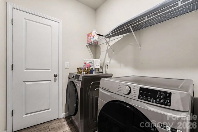 8216 Merryvale Lane, Charlotte, NC 28214