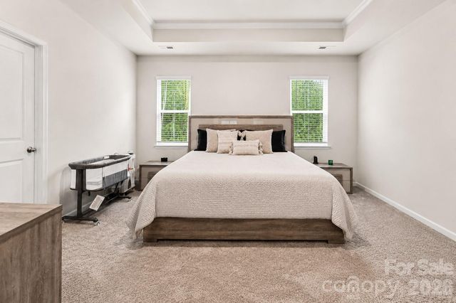 8216 Merryvale Lane, Charlotte, NC 28214