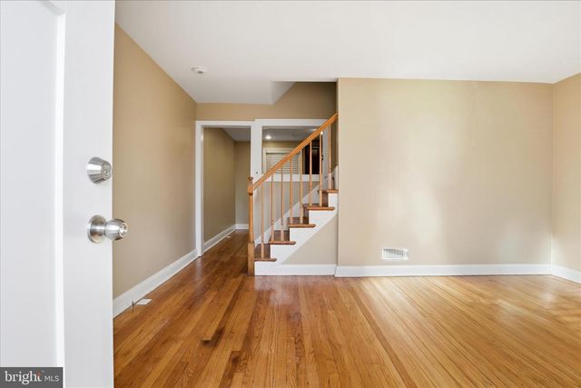 738 YALE AVE, Baltimore, MD 21229