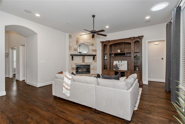894 Starcreek Parkway, Allen, TX 75013