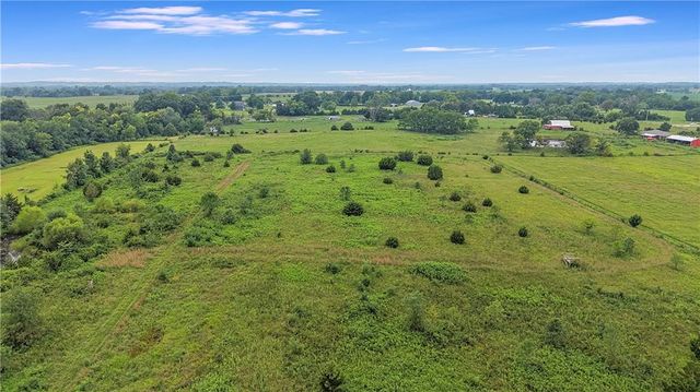 28414 S State Route Dd Highway, Harrisonville, MO 64701