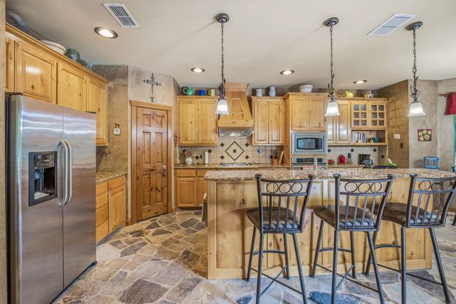 1384 Rock Creek Drive, Glen Rose, TX 76043