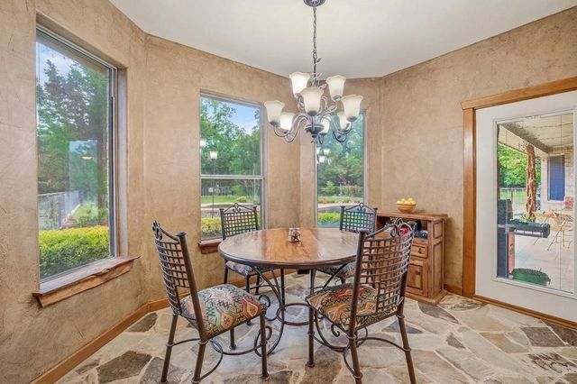 1384 Rock Creek Drive, Glen Rose, TX 76043