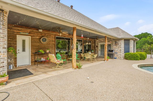 1384 Rock Creek Drive, Glen Rose, TX 76043