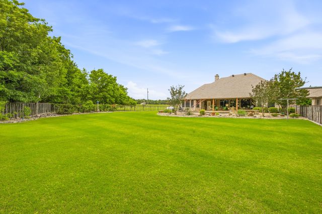 1384 Rock Creek Drive, Glen Rose, TX 76043