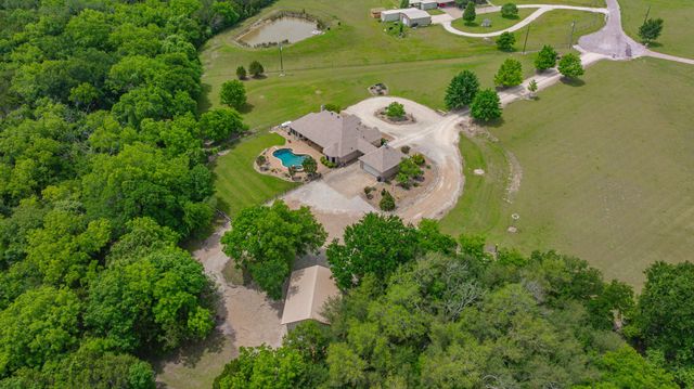 1384 Rock Creek Drive, Glen Rose, TX 76043