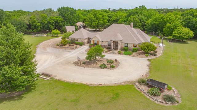 1384 Rock Creek Drive, Glen Rose, TX 76043