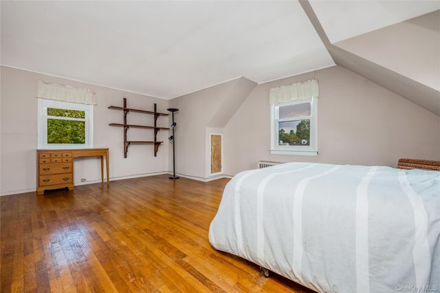 142 Elkton Lane, North Babylon, NY 11703