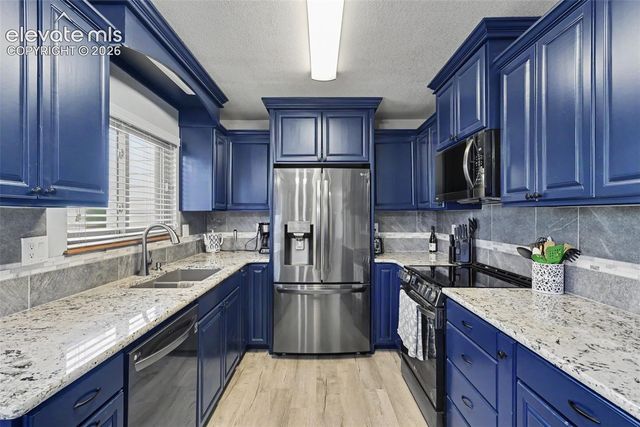 5914 Santana Drive, Colorado Springs, CO 80923