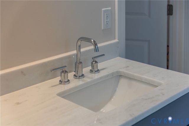 000 Little Henry Ln, Henrico, VA 23059