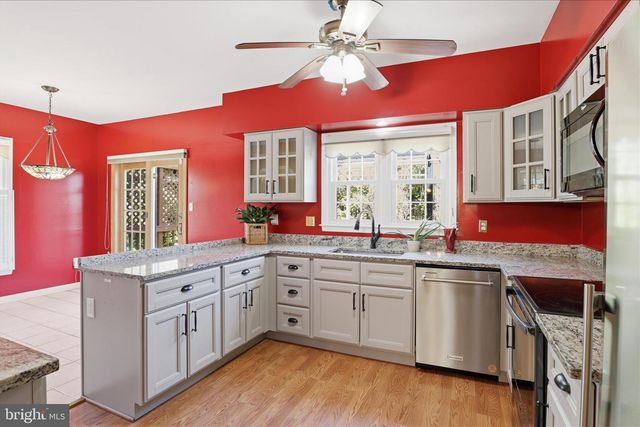 5916 WESCOTT HILLS WAY, Alexandria, VA 22315