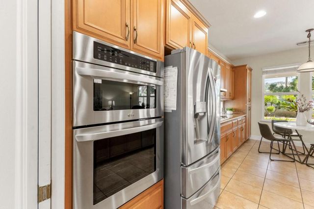 18580 Serra Avenida, Morgan Hill, CA 95037
