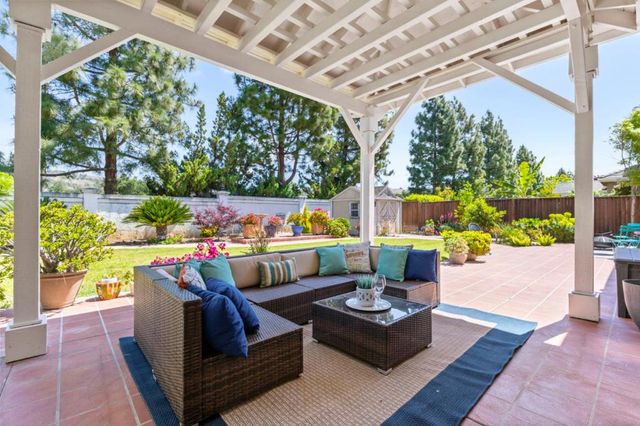 18580 Serra Avenida, Morgan Hill, CA 95037